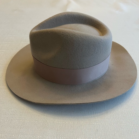 NWT Morgan & Taylor 100% Australian Wool Beige Hat with Wide Trim Headband - Picture 5 of 15